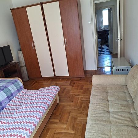 Apartment Music-Center, In The Center Of Podgorica Bagian luar foto