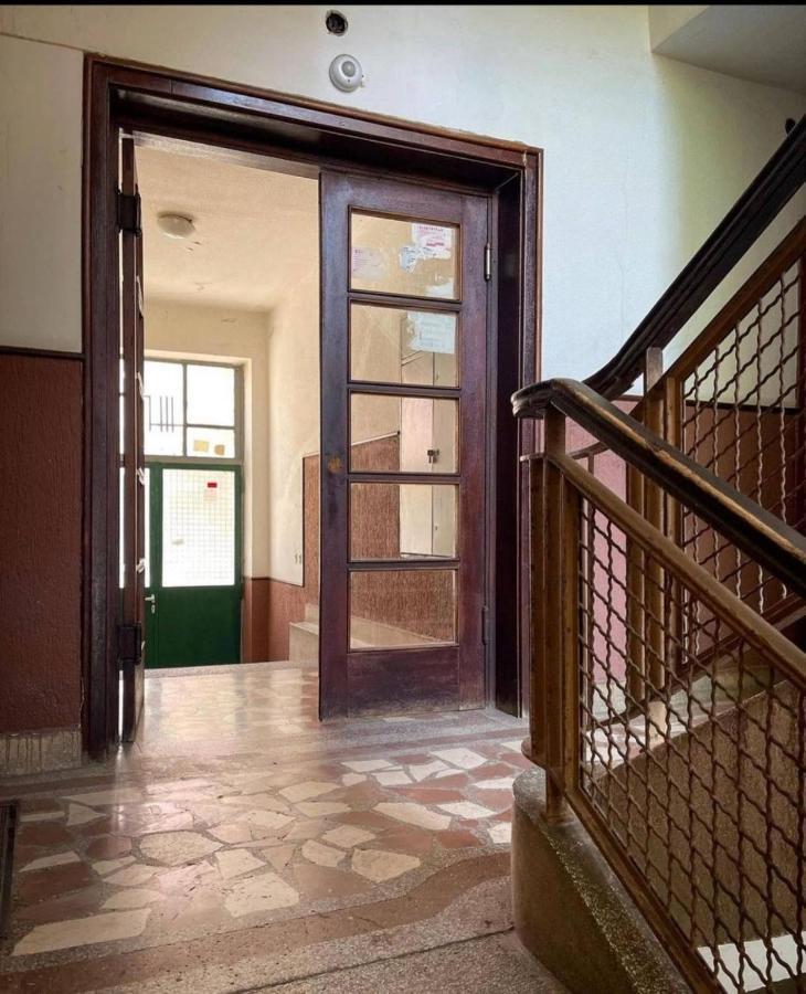 Apartment Music-Center, In The Center Of Podgorica Bagian luar foto