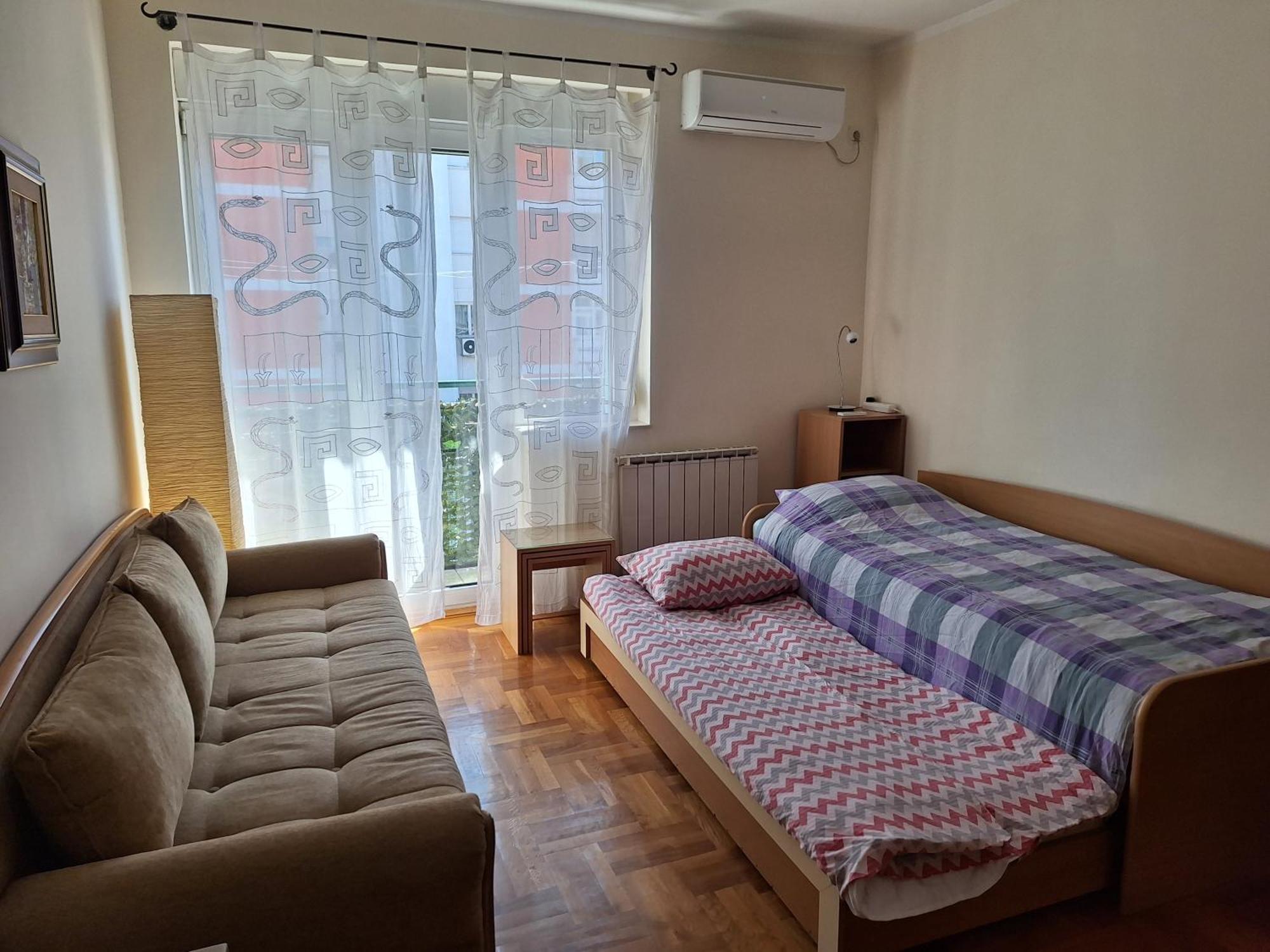 Apartment Music-Center, In The Center Of Podgorica Bagian luar foto